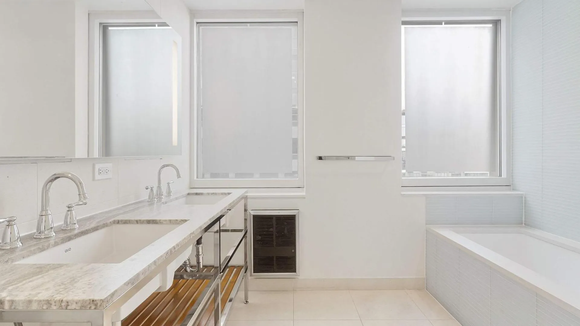 Holiday home Midtown 5 Bedroom Luxury Penthouse, 2,500 Sq Ft, Sleeps 10, Manhattan, Vip Services New York United States